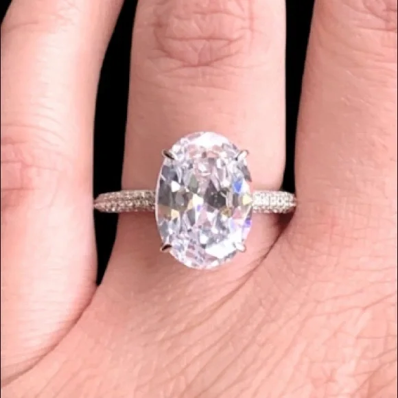 PLATINUM OVAL CUT 5 CARAT ENGAGEMENT RING - Picture 4 of 10